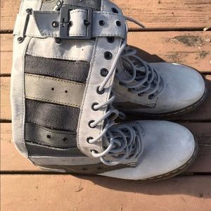 💥 RARE Doc Martens worn twice No marks scuffs